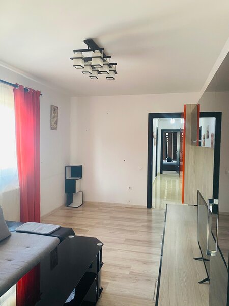 Titan- metrou 1 Decembrie 10 minute,